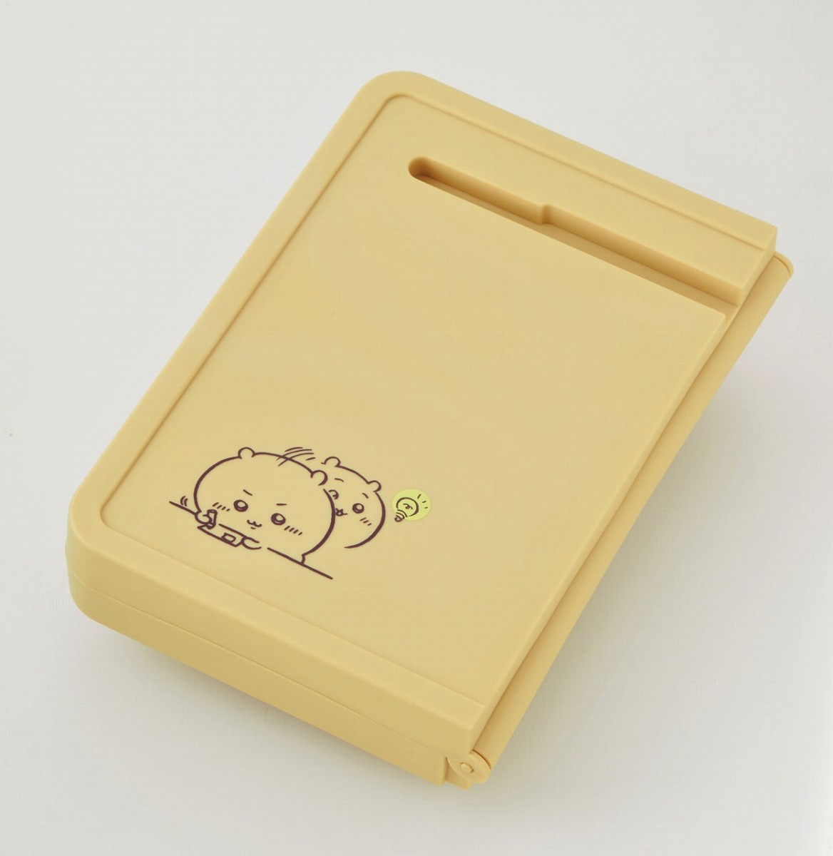 ちいかわ折りたたみテーブルBOOK