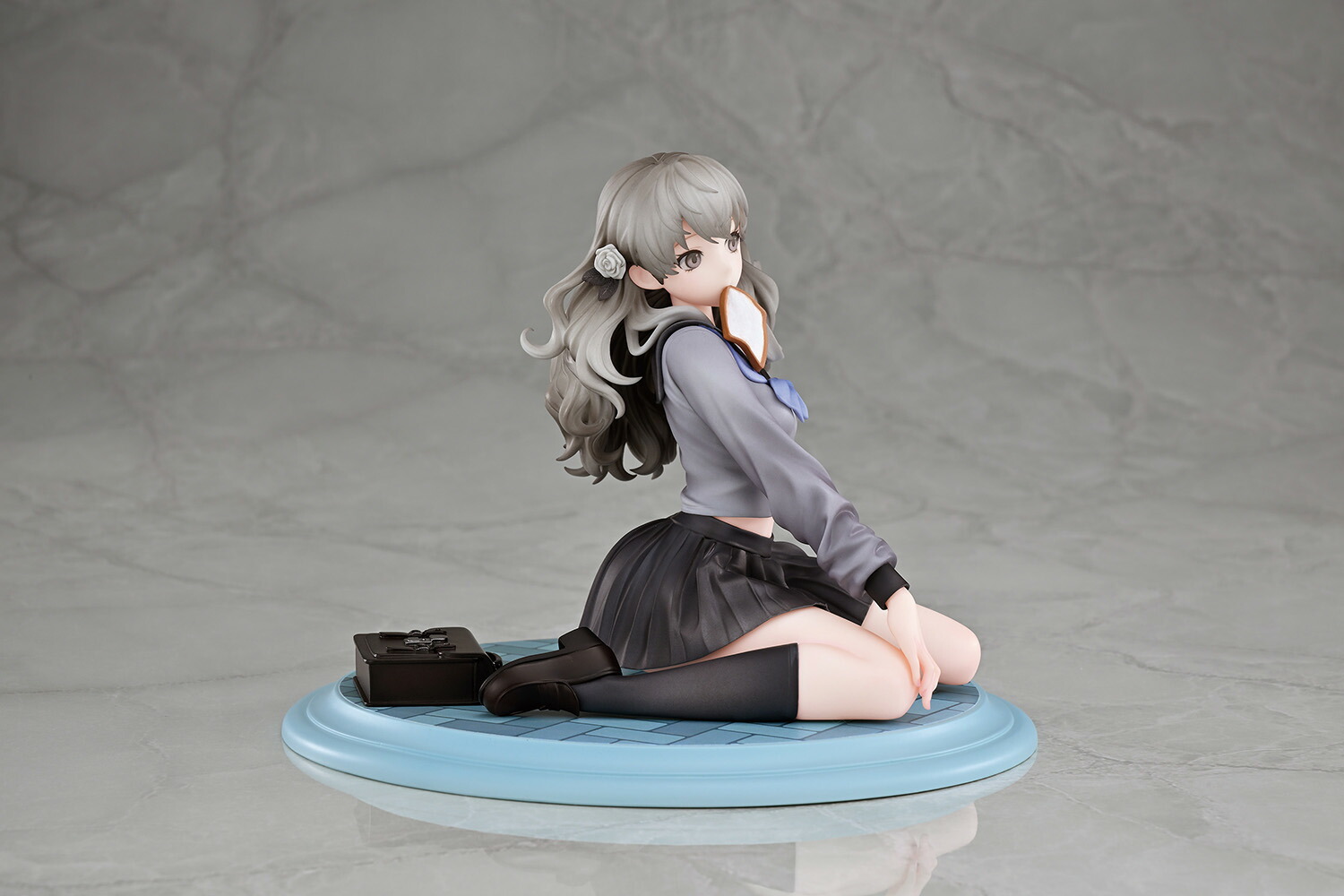 ブックス: 『十三機兵防衛圏』 冬坂五百里 1/7スケール (塗装済み完成品フィギュア) - 玩具 - 4580548490366 : ゲーム