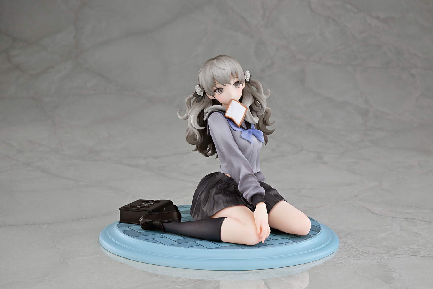 ブックス: 『十三機兵防衛圏』 冬坂五百里 1/7スケール (塗装済み完成品フィギュア) - 玩具 - 4580548490366 : ゲーム