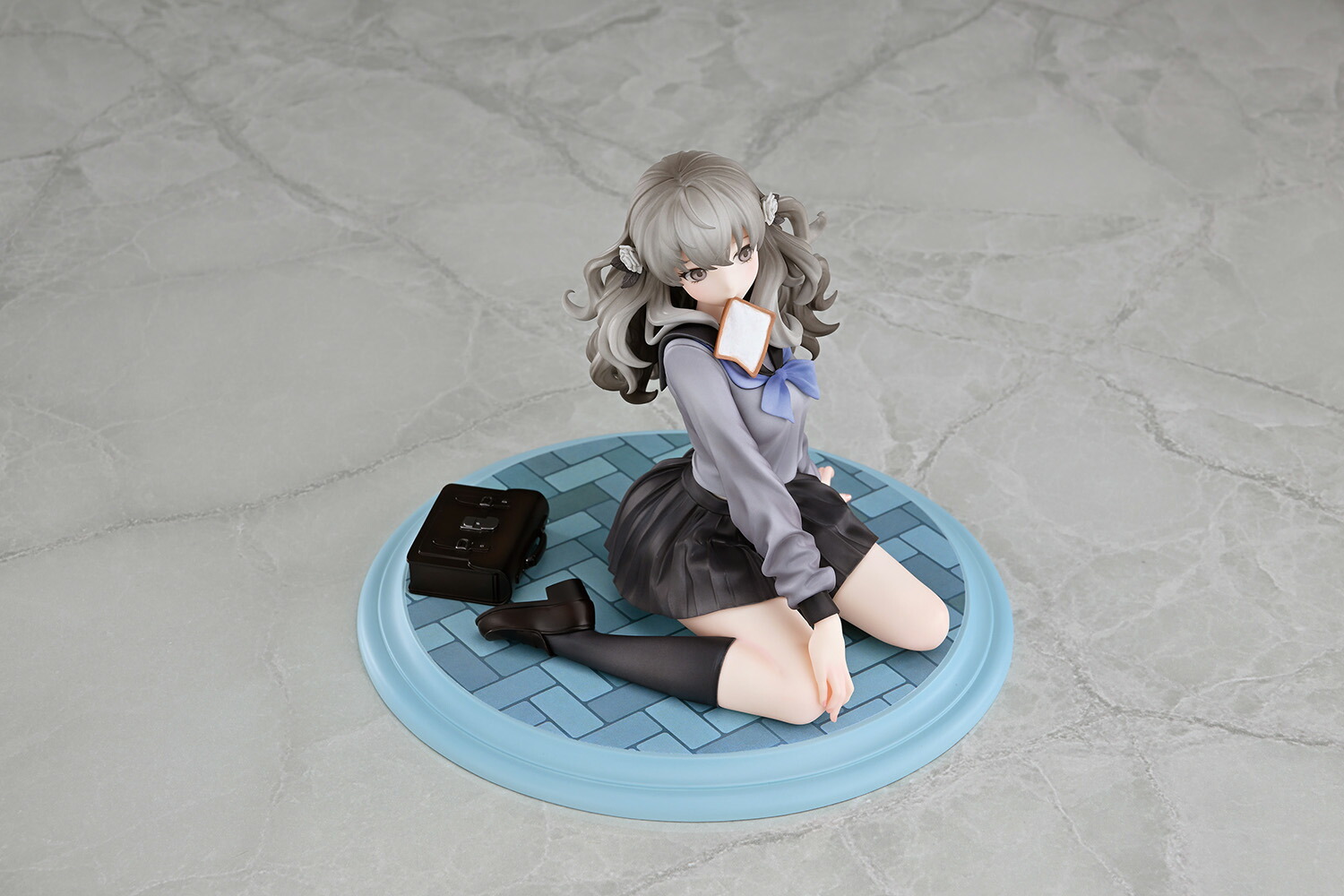 ブックス: 『十三機兵防衛圏』 冬坂五百里 1/7スケール (塗装済み完成品フィギュア) - 玩具 - 4580548490366 : ゲーム