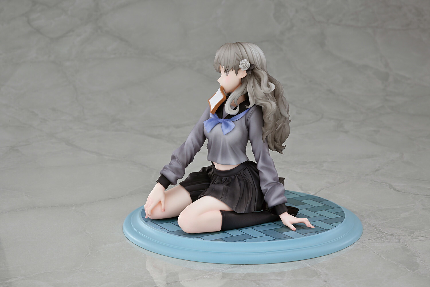 ブックス: 『十三機兵防衛圏』 冬坂五百里 1/7スケール (塗装済み完成品フィギュア) - 玩具 - 4580548490366 : ゲーム