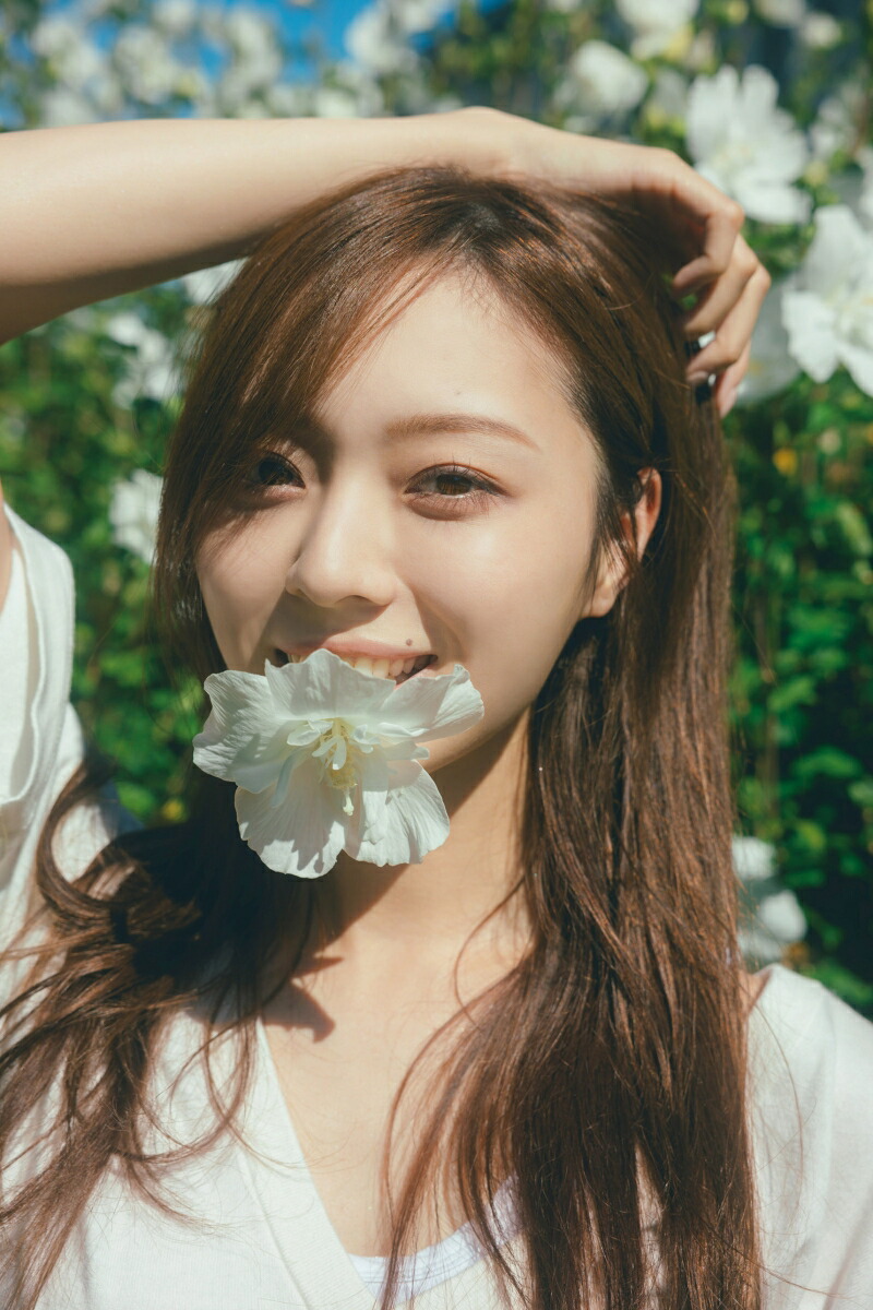 楽天ブックス: 【楽天ブックス限定特典】乃木坂46 梅澤美波 2nd写真集