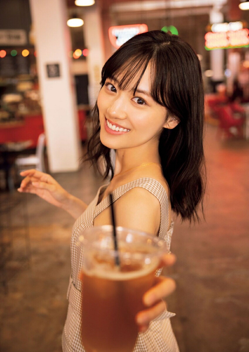 【楽天ブックス限定特典】乃木坂46山下美月2nd写真集「ヒロイン」(限定カバー)[山下美月]