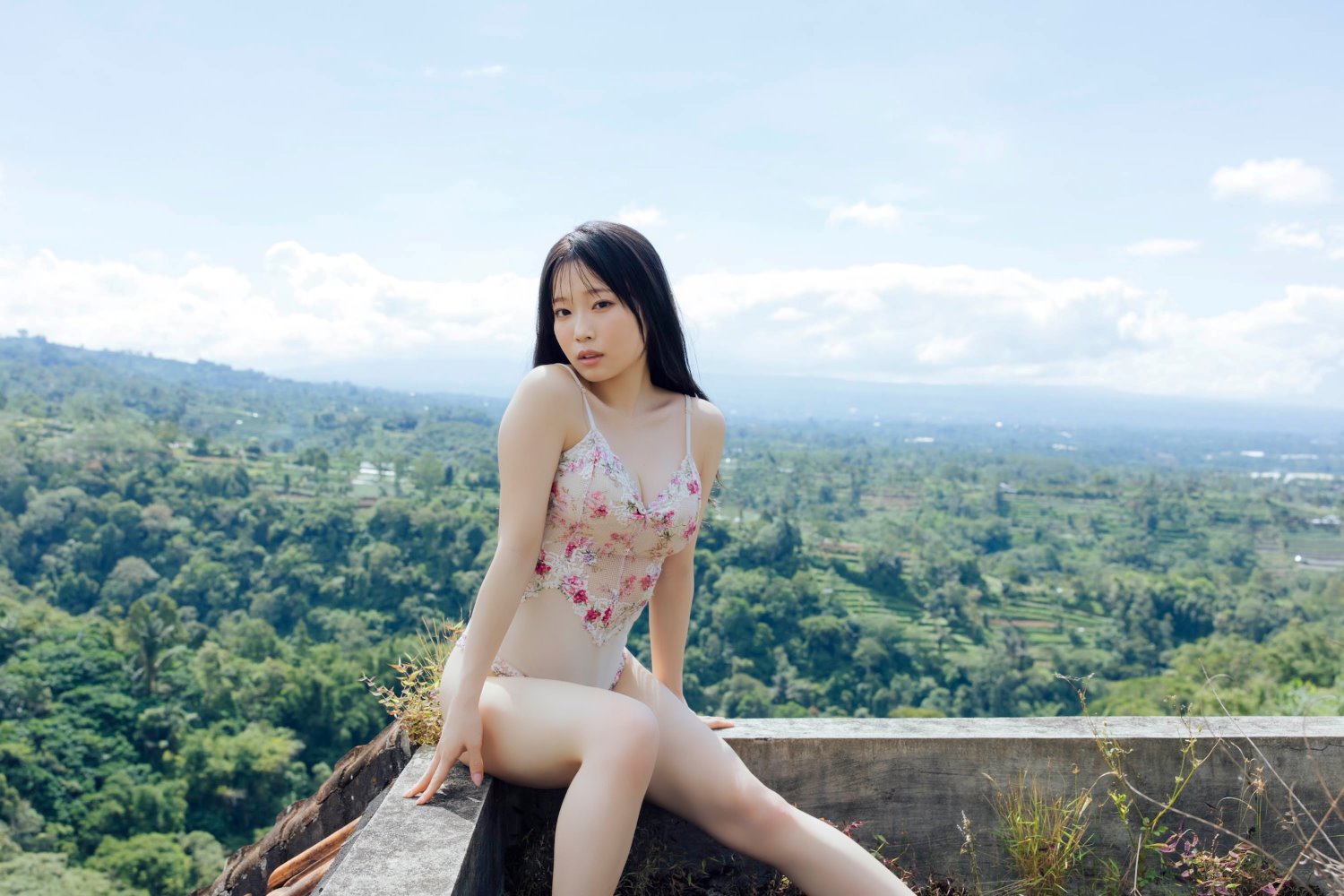 【楽天・Amazon限定表紙版】岸みゆセカンド写真集（仮）メイキングDVD付き