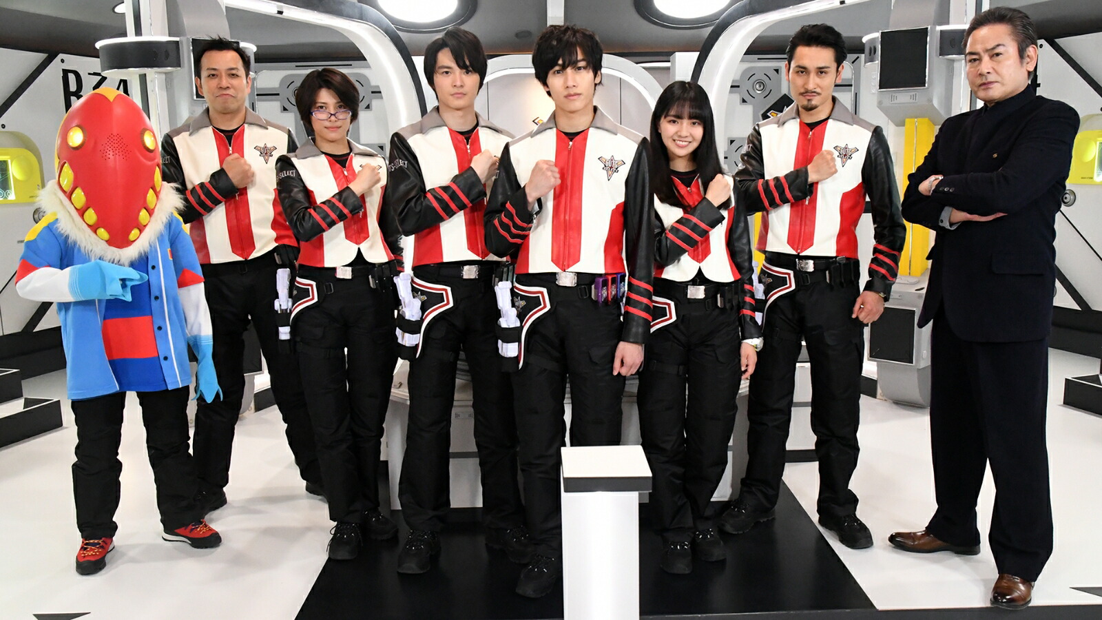 【楽天ブックス限定先着特典+早期予約特典】ウルトラマントリガーNEWGENERATIONTIGABlu-rayBOXVOL.1【Blu-ray】(オリジナルクリアカード(闇の3巨人)+オリジナルクリスマスカード)[寺坂頼我]