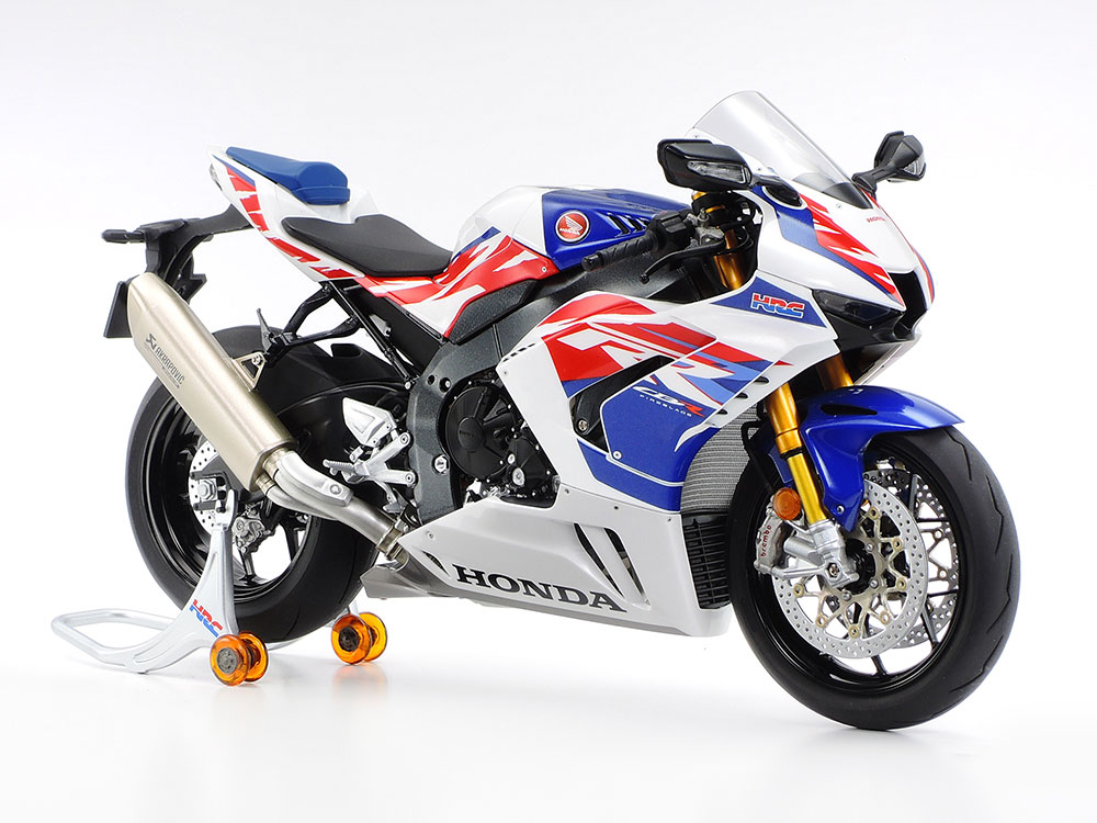 タミヤ 1/12 オートバイシリーズ Honda CBR1000RR-R FIREBLADE SP 30th Anniversary 【14141】 (プラモデル)画像