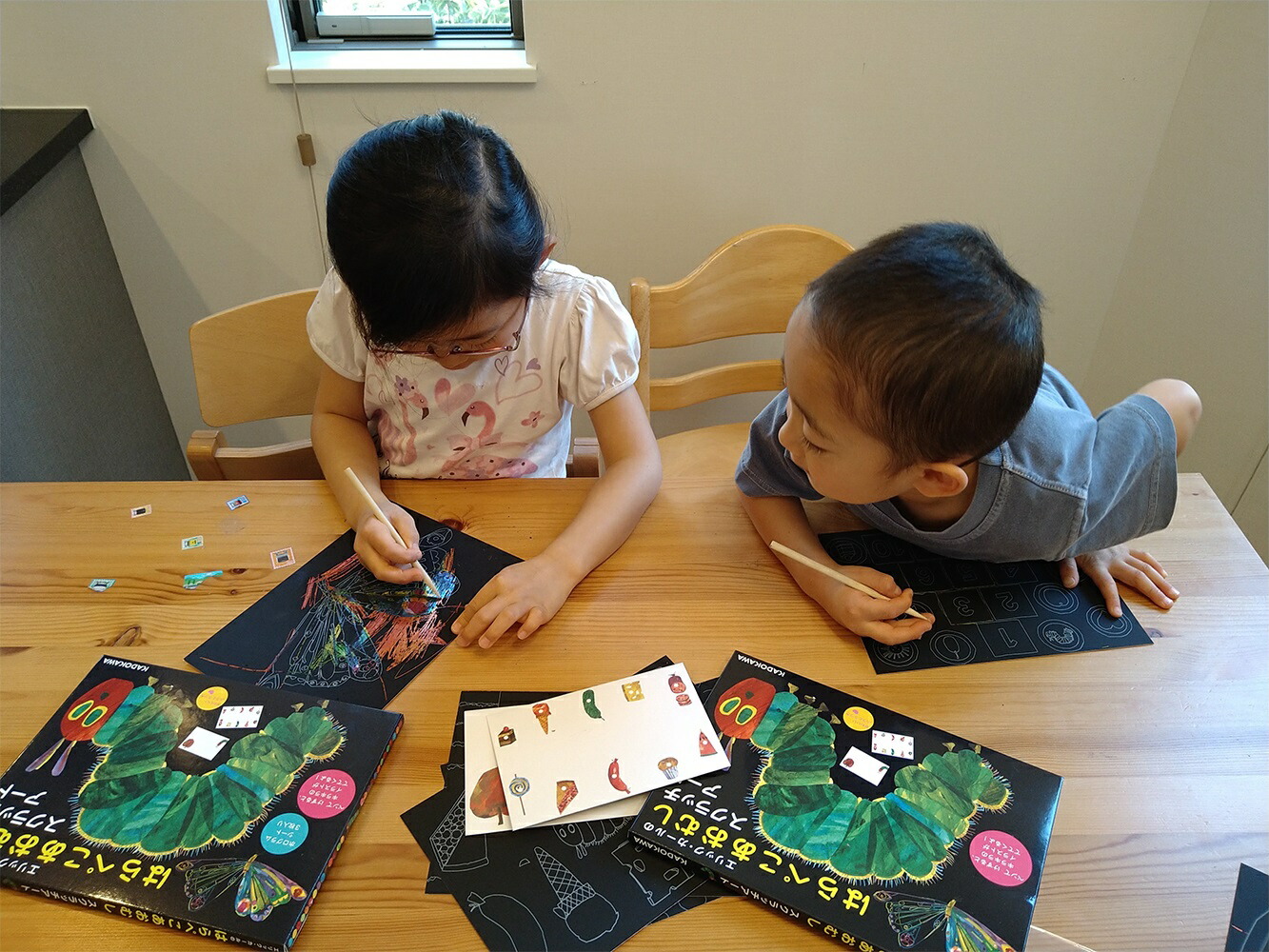 楽天ブックス 特典 エリック カールのはらぺこあおむしスクラッチアート ぬりえ ダウンロード特典 エリック カール 本