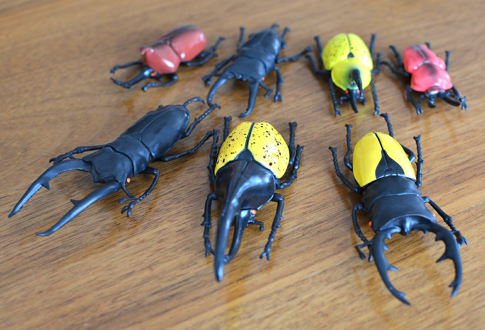 世界のカブトムシ・クワガタムシリアルフィギュア図鑑SUPERRED[岡村茂]