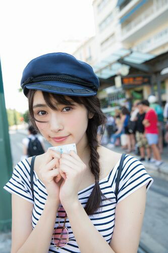 【楽天限定表紙】欅坂46渡辺梨加1st写真集『饒舌な眼差し』[渡辺梨加]