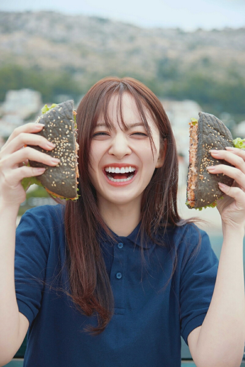 【楽天ブックス限定特典】乃木坂46金川紗耶1st写真集『好きのグラデーション』(限定カバー)[金川紗耶]