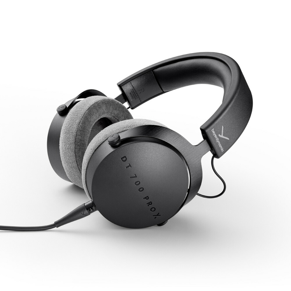 ブックス: beyerdynamic 密閉型モニタリングヘッドホン DT 700 PRO X - beyerdynamic - 4589702693100 : PCソフト・周辺機器