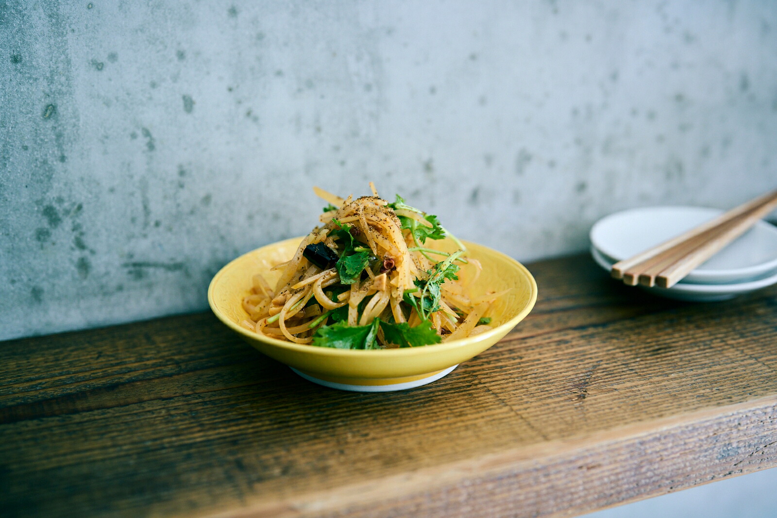 「Spice飯店」のスパイスつまみ西荻窪のちいさな名店[岡本大佑]