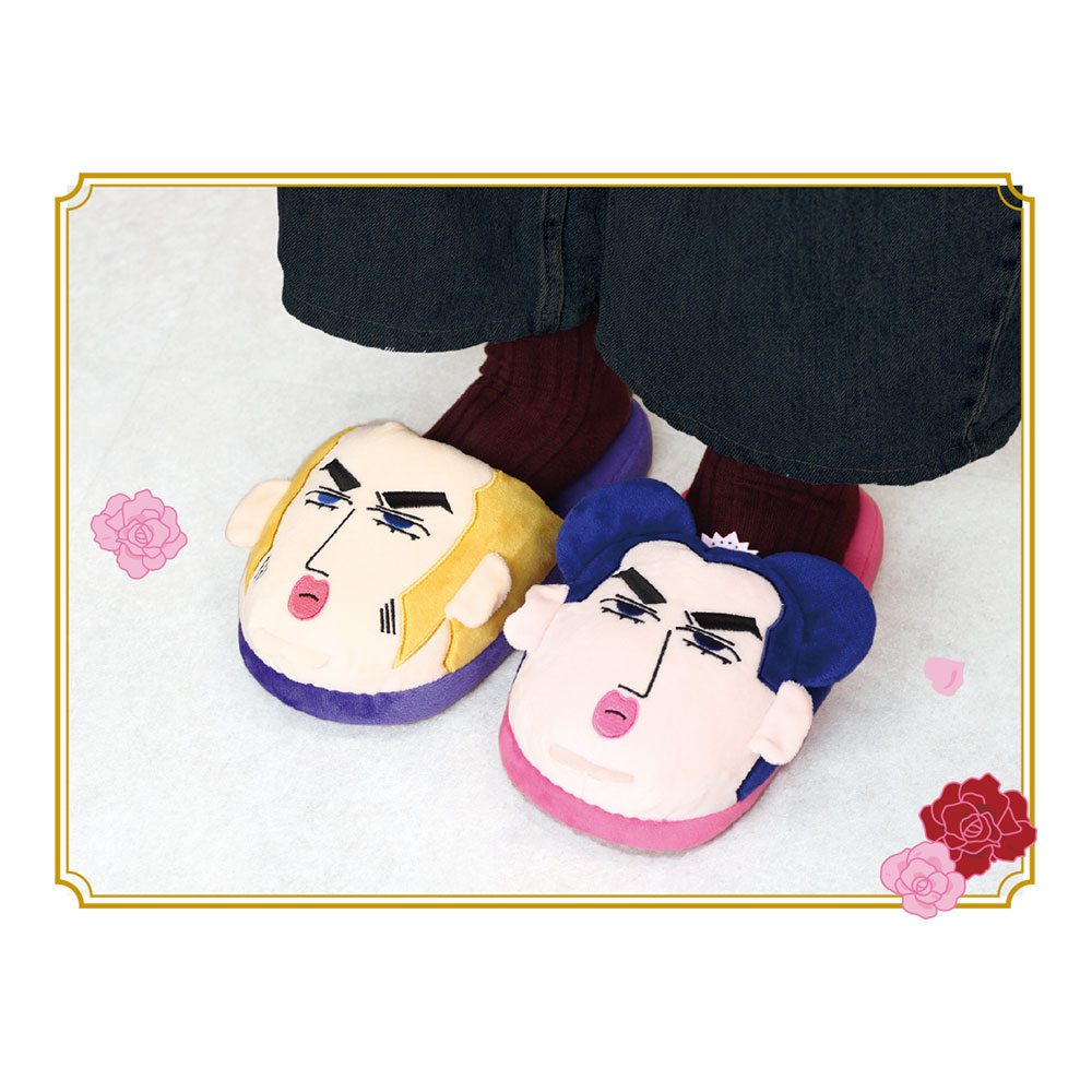 日本正版《蠟筆小新》馬卡歐＆裘馬 絨毛室內拖鞋 商品圖片 2