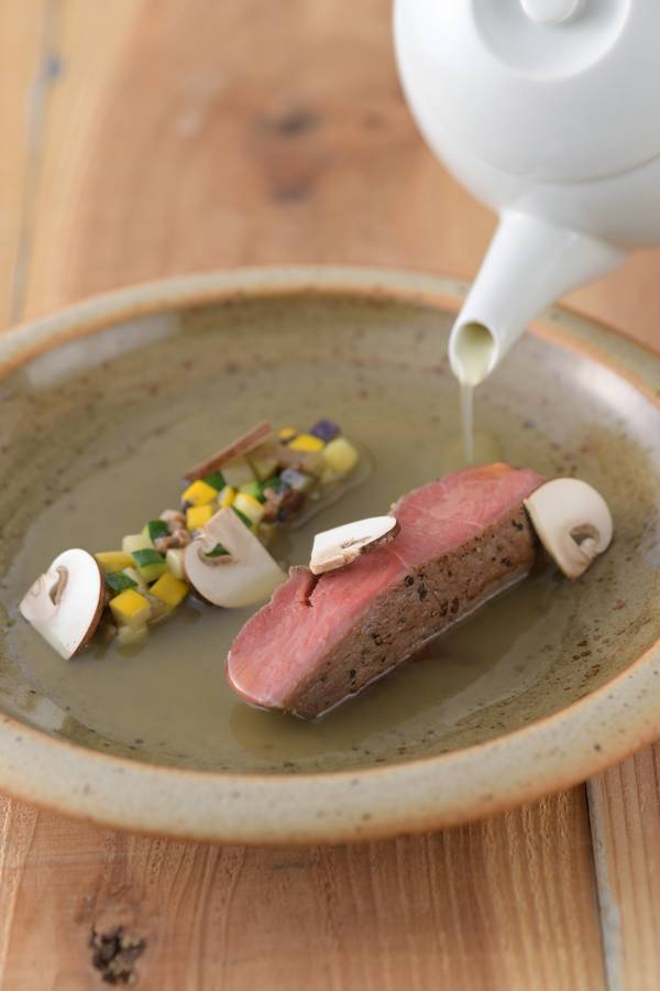 家庭で作るおいしい羊肉料理星付き＆予約が取れない店のシェフが教えるかんたん[菊池一弘]