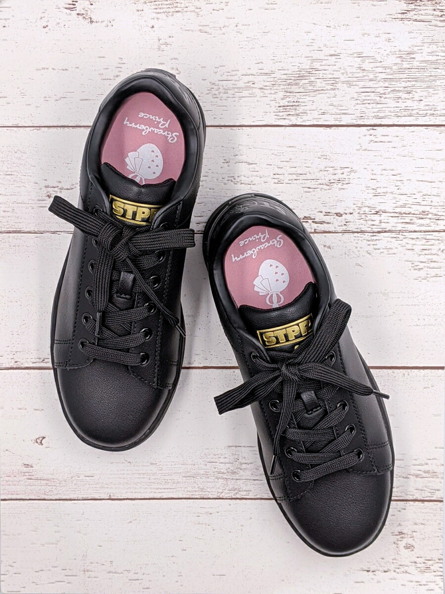 ブックス: 【公式グッズ】STPR LOW CUT SNEAKER (BLACK) (22.0