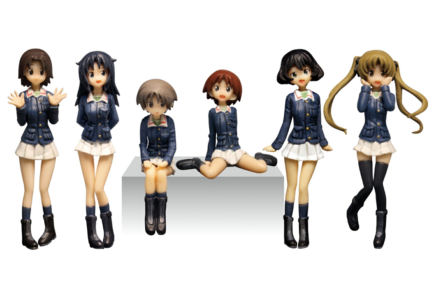 『ガールズ&パンツァー劇場版』 1/35 ウサギさんチーム フィギュアセット 【GPF-13】 (無発泡ウレタン製未塗装キット)画像