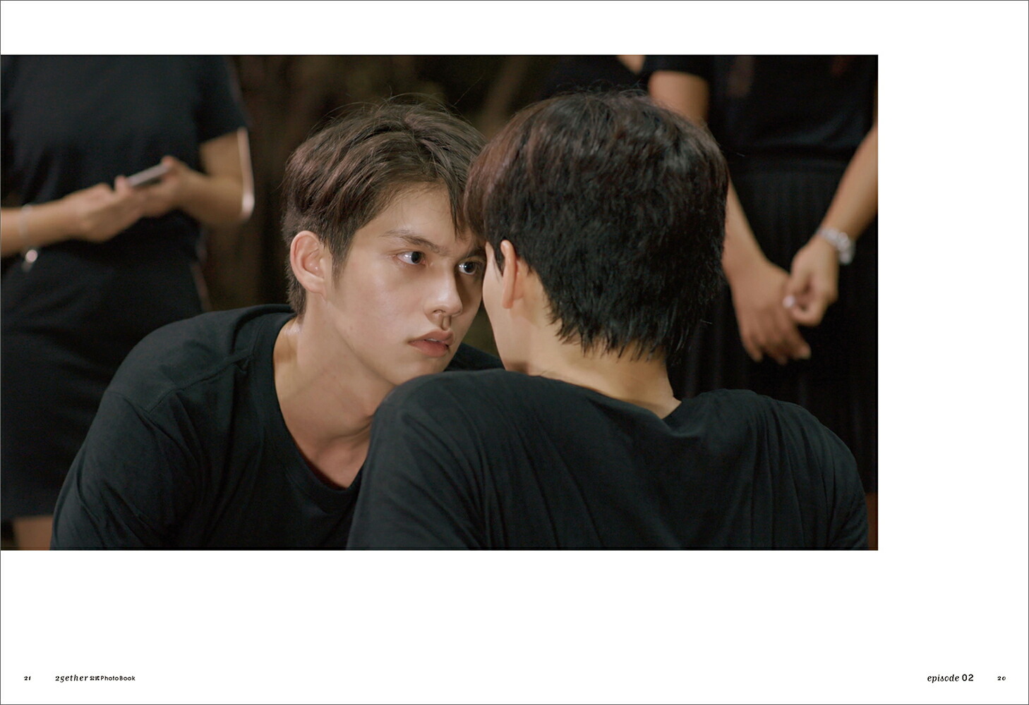 【楽天ブックス限定特典】2gether公式PhotoBook(ポストカード)[GMMTV]
