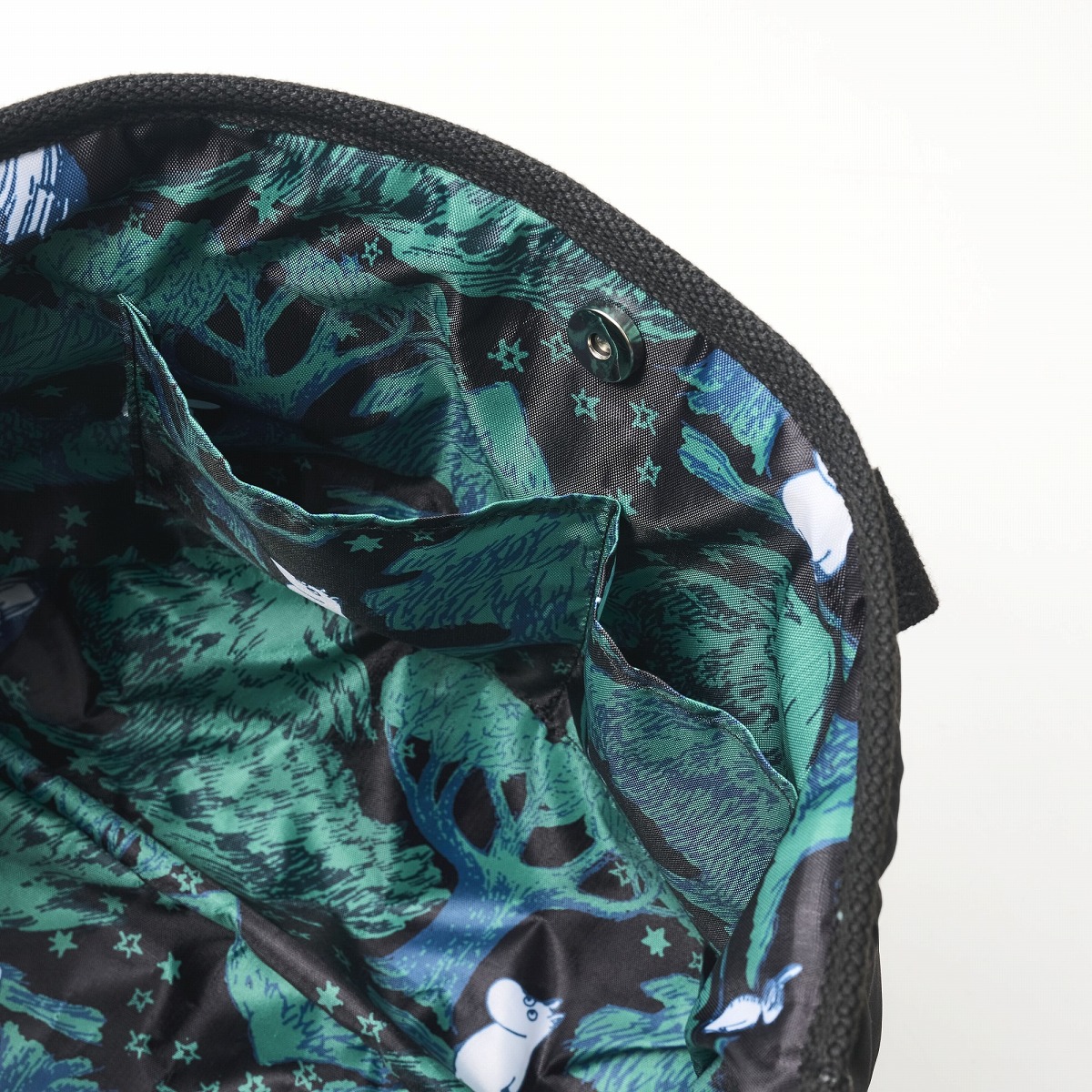 MOOMIN��kippis����ܸ������դ�ڥ���ƥ��󥰥��������Хå�BOOK