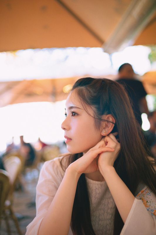 【楽天ブックス限定特典】乃木坂46筒井あやめ1st写真集感情の隙間(限定カバー)[細居幸次郎]