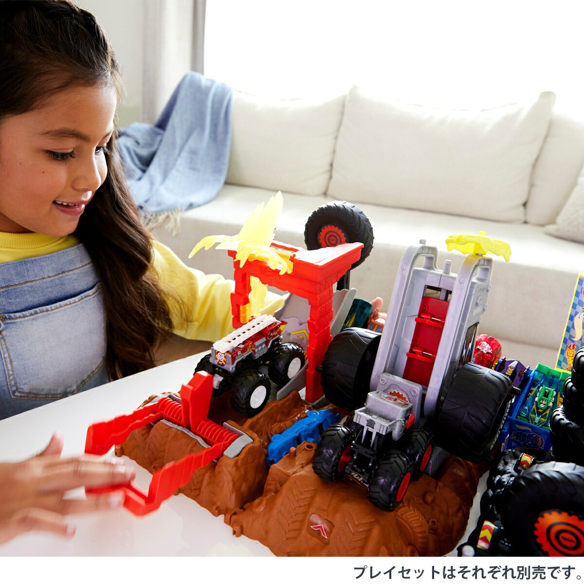 ホットウィール（HotWheels）モンスタートラックファイヤークラッシュチャレンジ【ミニカープレイセット】モンスタートラック1台付【4才~】HNB90