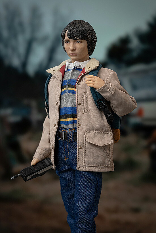 ブックス: 『Stranger Things (ストレンジャー・シングス 未知の世界)』 1/6 Mike Wheeler (1/6 マイク・ウィーラー) (塗装済み可動フィギュア) - 玩具 - 4580416926652 : ゲーム