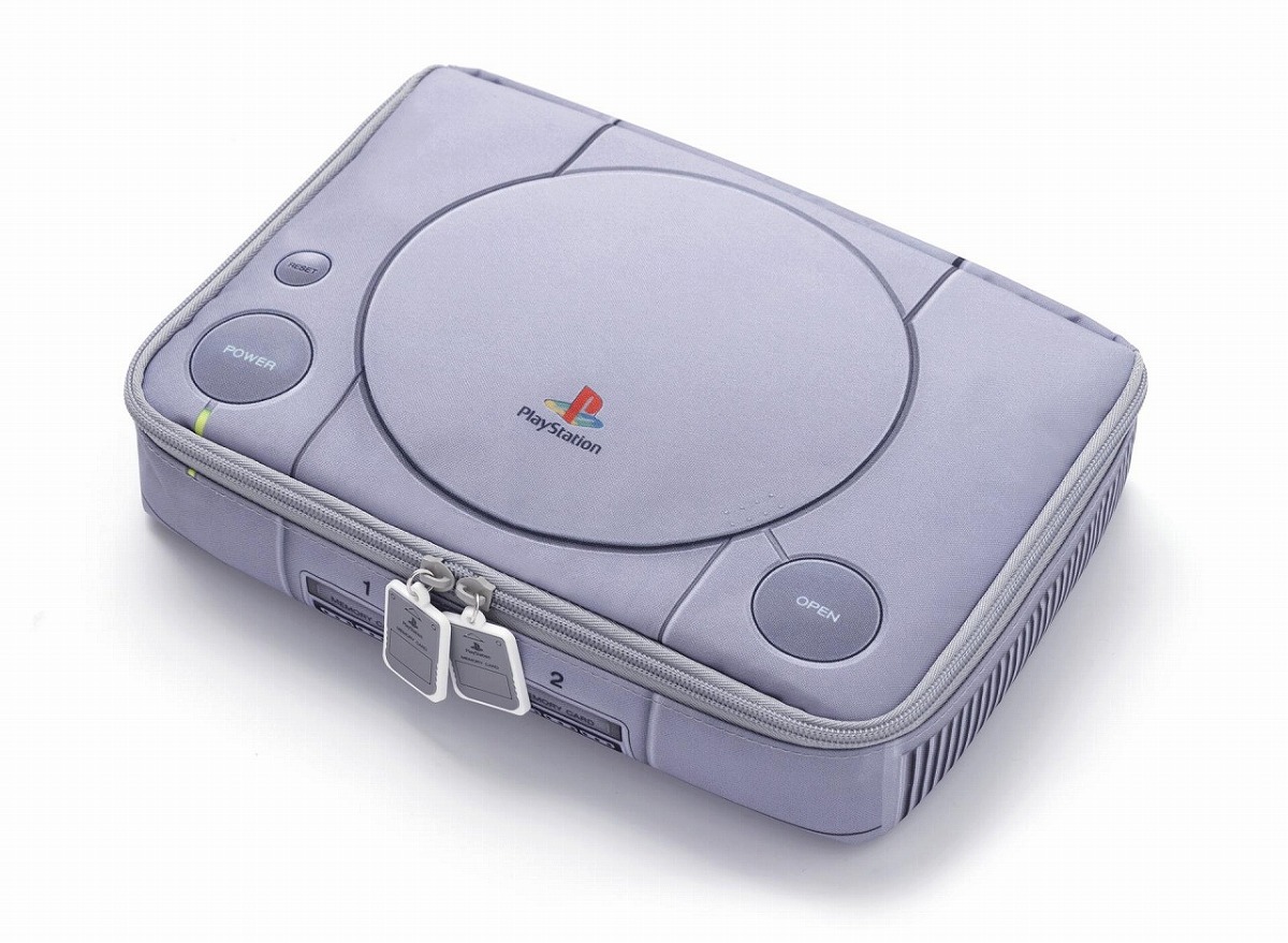 初代PlayStation™の原寸大マルチケース付きBOOKNewver.