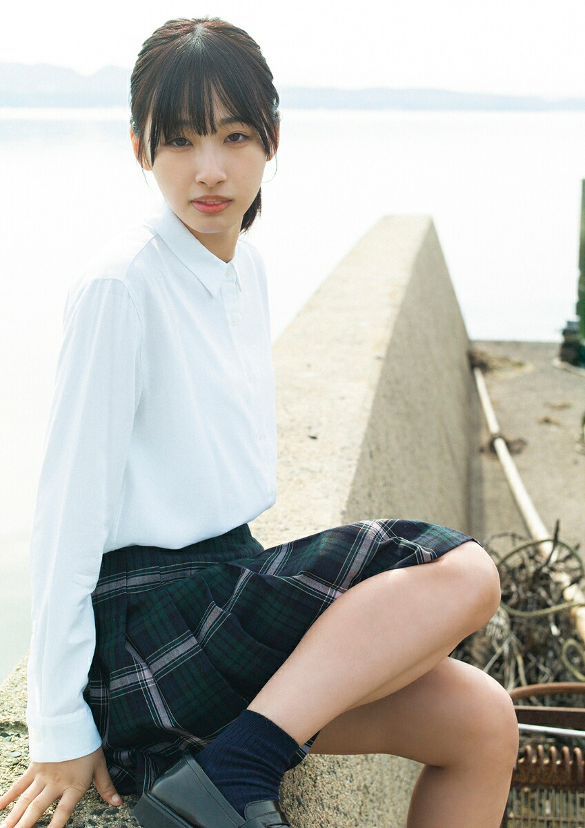 楽天ブックス: STU48 沖侑果1st写真集 遊泳禁止 - 沖 侑果 - 9784768317600 : 本
