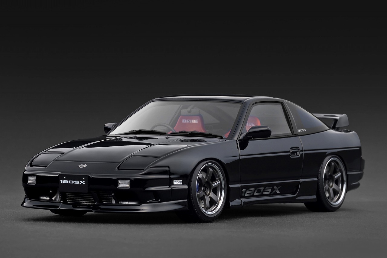 イグニッションモデル 1/18 日産 ローレル 2000SGX　IG3464 イグニッションモデル 1/18 日産 ローレル 2000SGX (C130