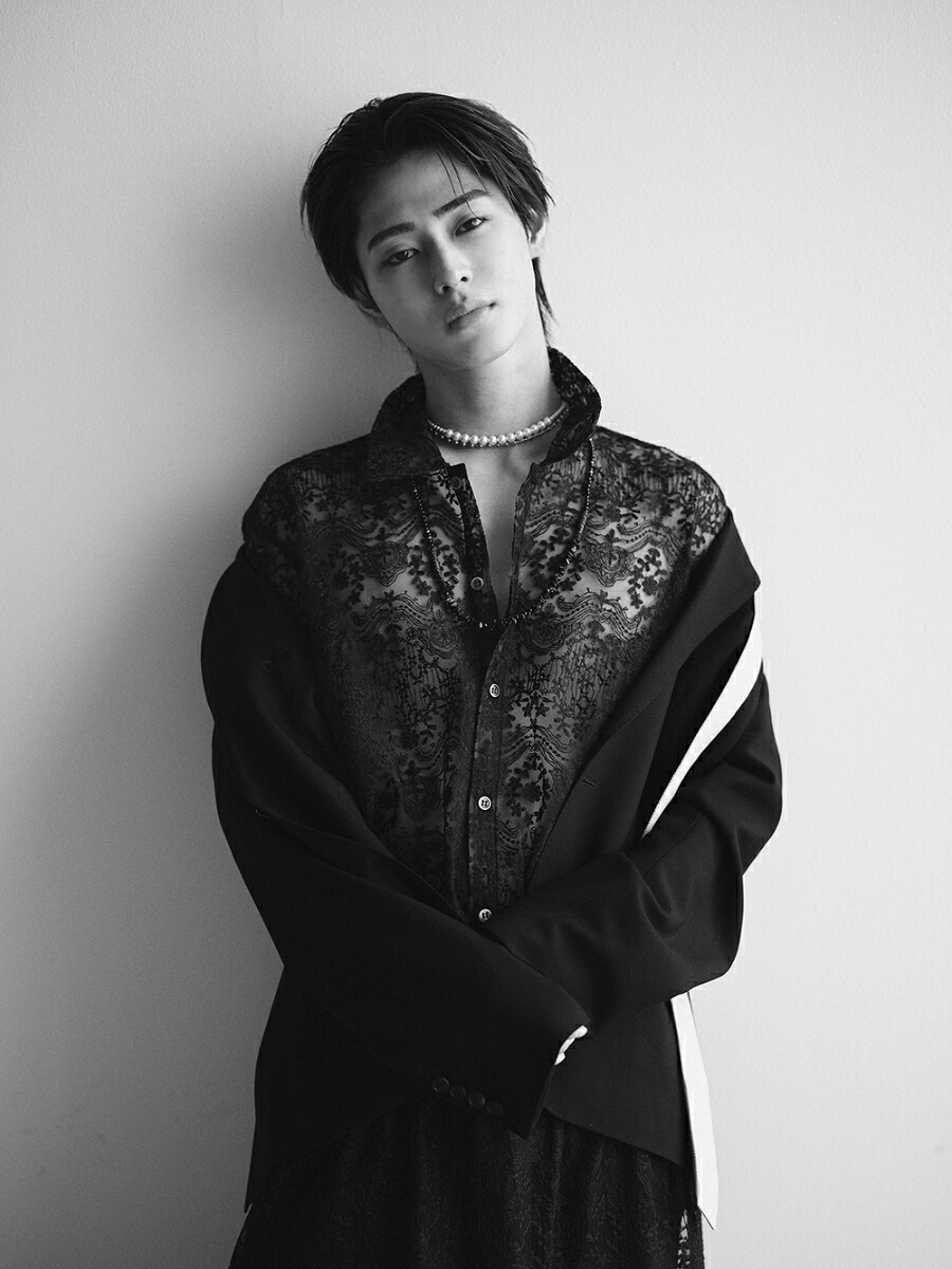 【楽天ブックス限定特典】雨宮翔1st写真集（タイトル未定）(複製メッセージ入り大判生写真（2L判）)[雨宮翔]