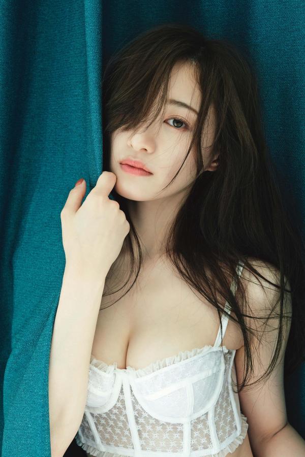 中田花奈2nd写真集掻き立てる[笠井爾示]