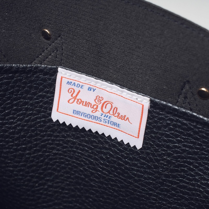 YOUNG&OLSENTheDRYGOODSSTOREBELTEDTOTEBAGBOOK