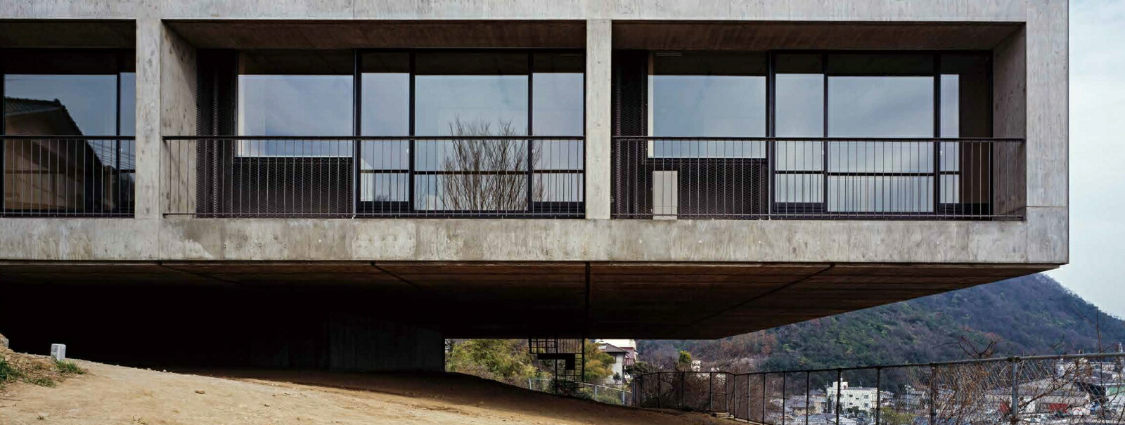 �ޥ���ȥե��������ƥ��ĥ����������ʽ�MOUNTFUJIARCHITECTSSTUDIOWORKS-2024[���Ŀ���]