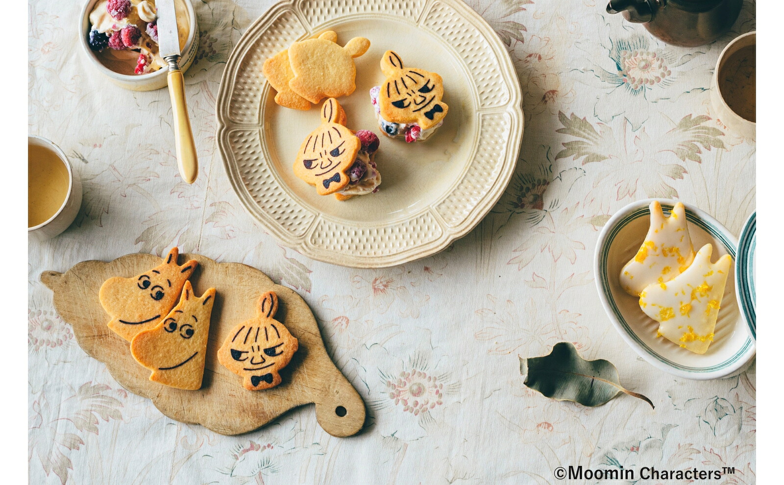 MOOMIN抜き型2個&ステンシル4枚つきムーミンカフェレシピBOOK（扶桑社ムック）