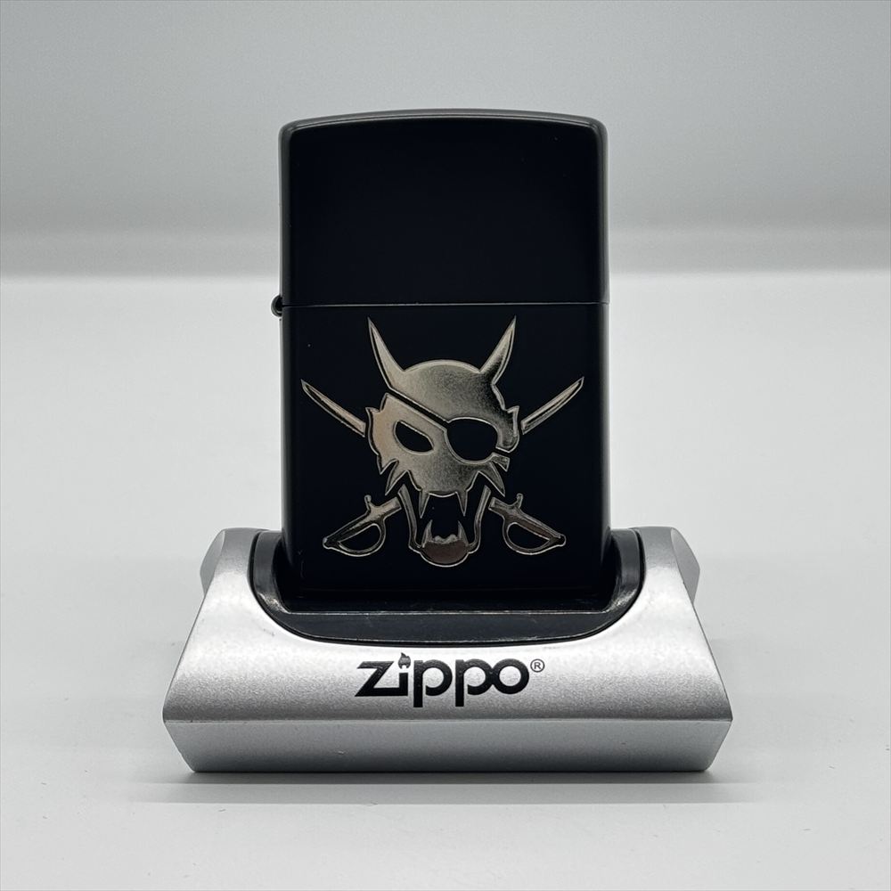 ブックス: 龍が如く8外伝 Pirates in Hawaii Zippo（ゴロー海賊団海賊旗） - 玩具 - 4573157519030 : ゲーム