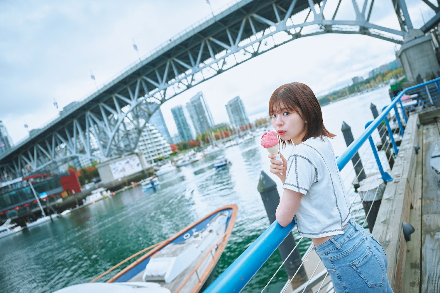 【楽天ブックス限定特典】日向坂46松田好花1st写真集振り向いて(限定カバー+ポストカード)[松田好花]