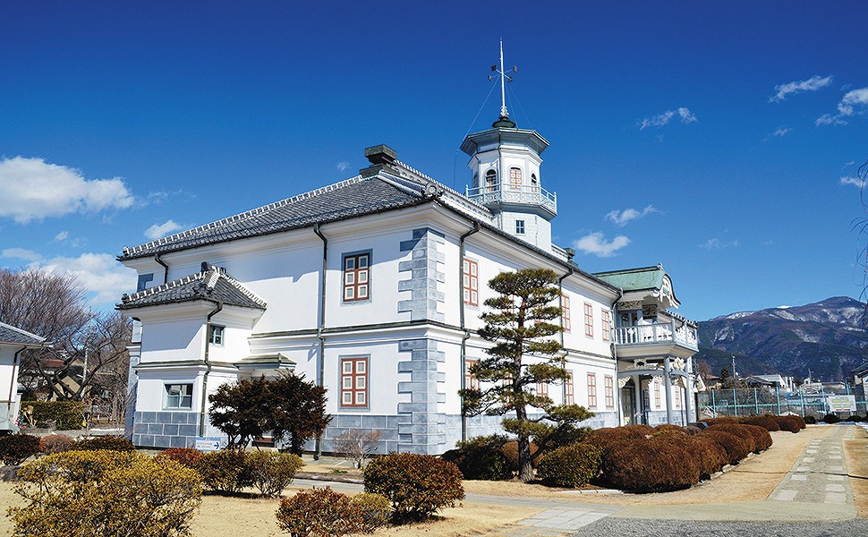 楽天ブックス 一生に一度は見たい日本の歴史的名建築100選 後藤 治 本