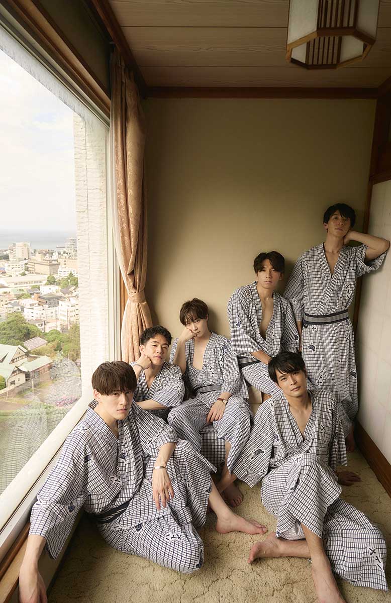 【楽天ブックス限定特典】SHOW-WAファースト写真集「最後の恋人」(限定絵柄生写真1枚)（単行本）[SHOW-WA]