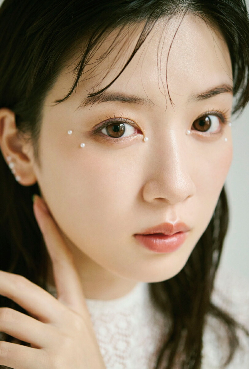 【楽天ブックス限定特典】永野芽郁オフィシャルカレンダー2025(ポスタータイプ)(オリジナルフォトカード)[永野芽郁]