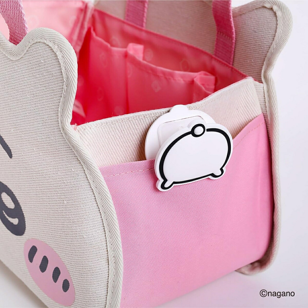CHIIKAWAINTERIORTOTEBAGBOOKちいかわver.
