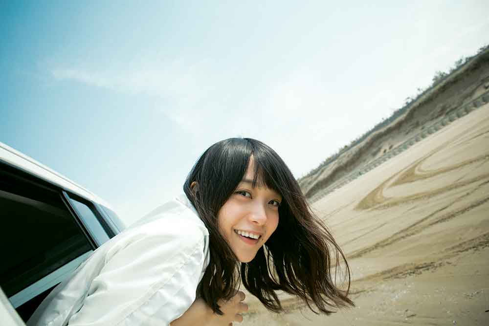 楽天ブックス 深川麻衣ファースト写真集 ずっと そばにいたい 深川麻衣 本