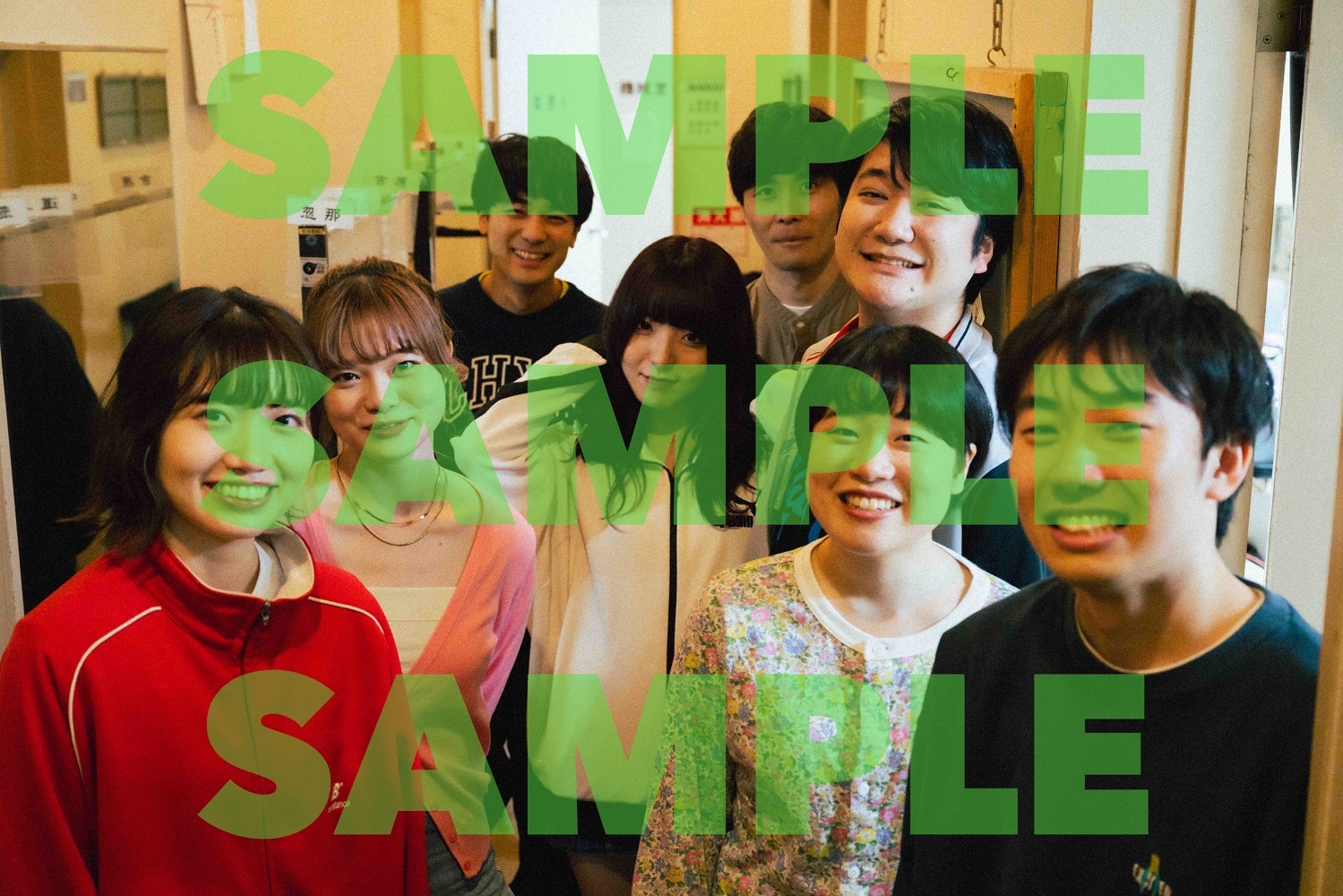 【楽天ブックス限定特典】かが屋・加賀翔撮影写真集「芸人地図」(【特典内容E】生写真1~3、合計3種類よりランダムで1枚)