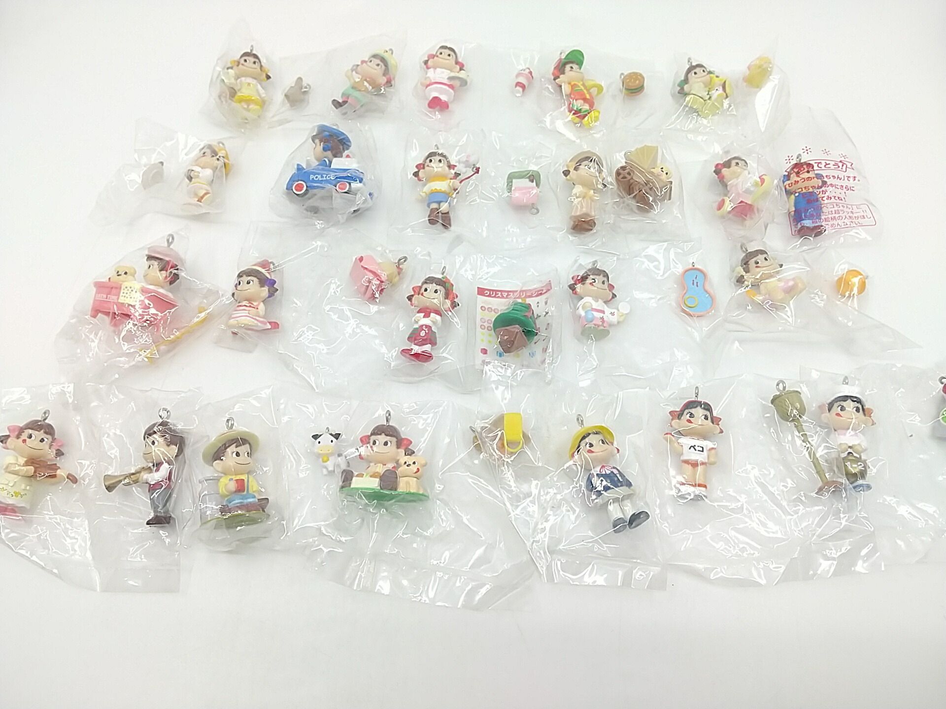 ミニミニペコちゃん「夢いっぱいペコポコランド」21種+ひみつペコ2種　全23種 USED】不二家ミニミニペコちゃんペコポコランド 21種+
