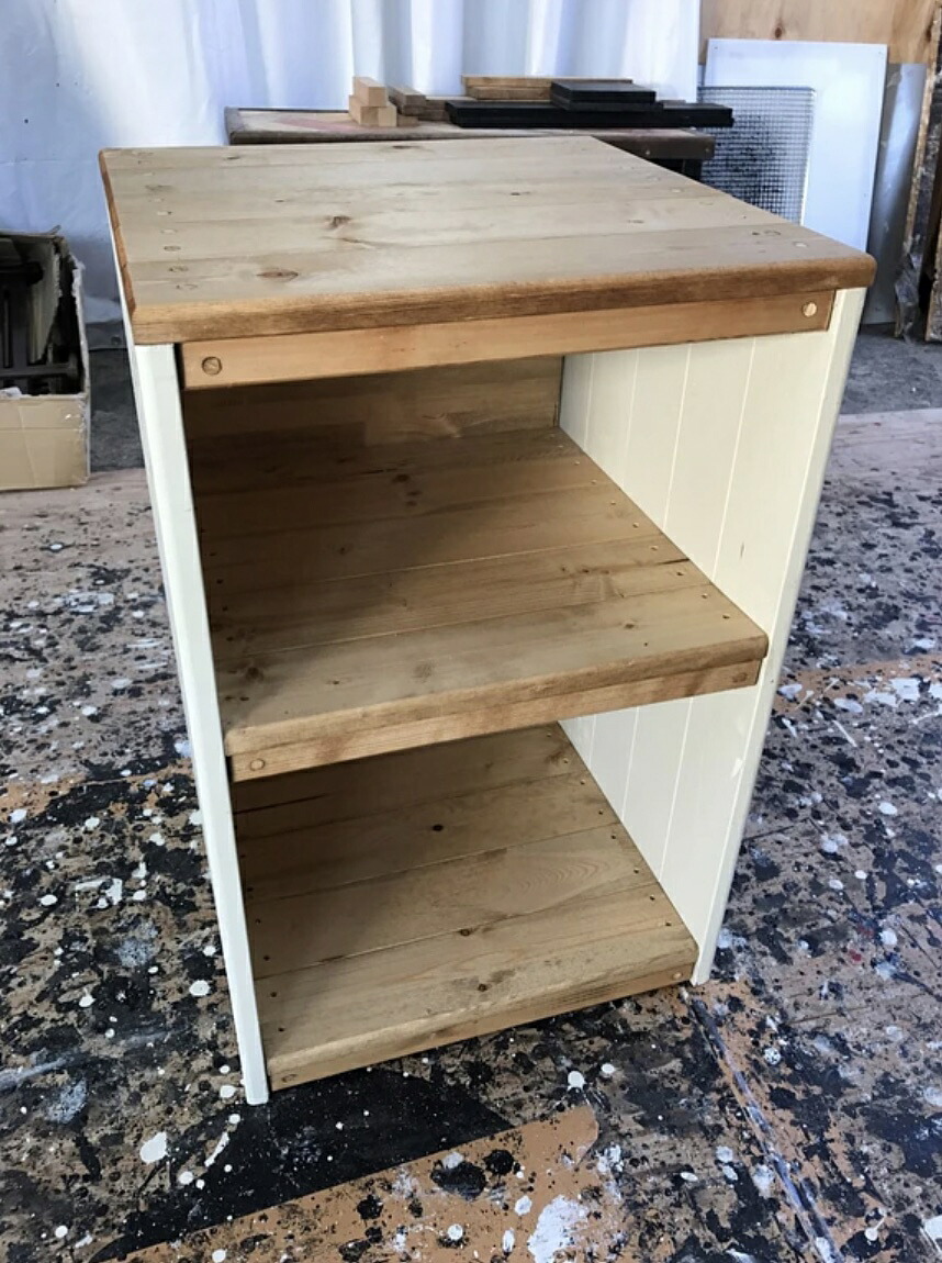 天然木 本棚 飾り棚 キャビネット 完成品(組み立て無し) 職人手作り 一点物 幅450ｍｍ&times;奥行き445ｍｍ&times;高さ700ｍｍ ハンドメイド｜Eighty Eight 店