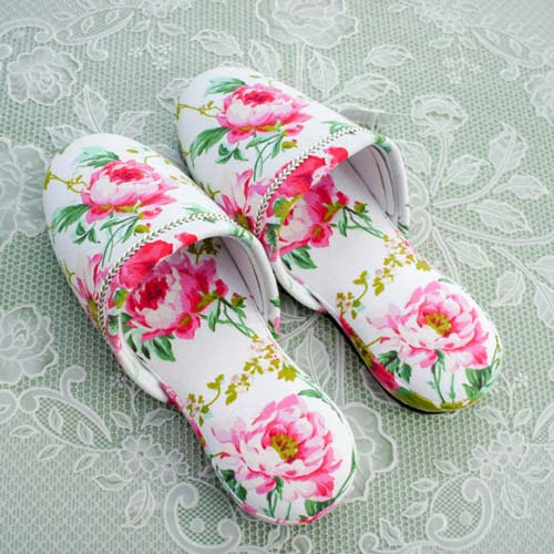 吊り込みスリッパ ブライトローズ ドレスアップ サクラ色 青み 黄 随意大いさ 来者機能 Foxunivers Com