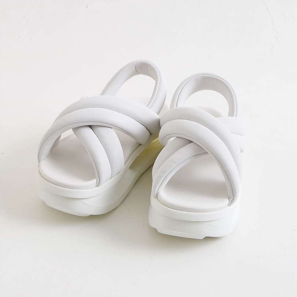 【7/19 20：00～7/26 9：59までP10倍】NIKE AIR MAX ISLA SANDAL ナイキ アイラサンダル レディース 合成皮革 ホワイト 23.0 24.0 25.0｜BORN FREE E-SHOP