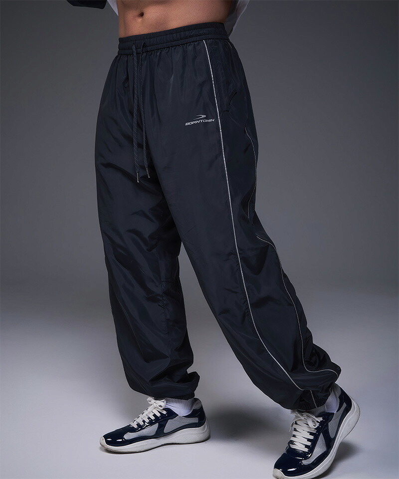 【BORNTOWIN WOVEN PIPING TRACK PANTS [NAVY]】 形づくる御召しもの ウィンドブレーカー ナイロン ズボン下 貨物自動車ズボン下 ナイロンズボン下 メンズ  シャカパン 運動競技 御召しもの ズボン下 メンズ 韓国 ウィンドブレーカー シャカシャカ メンズ 下 黒 韓国ブランド名 表どおり