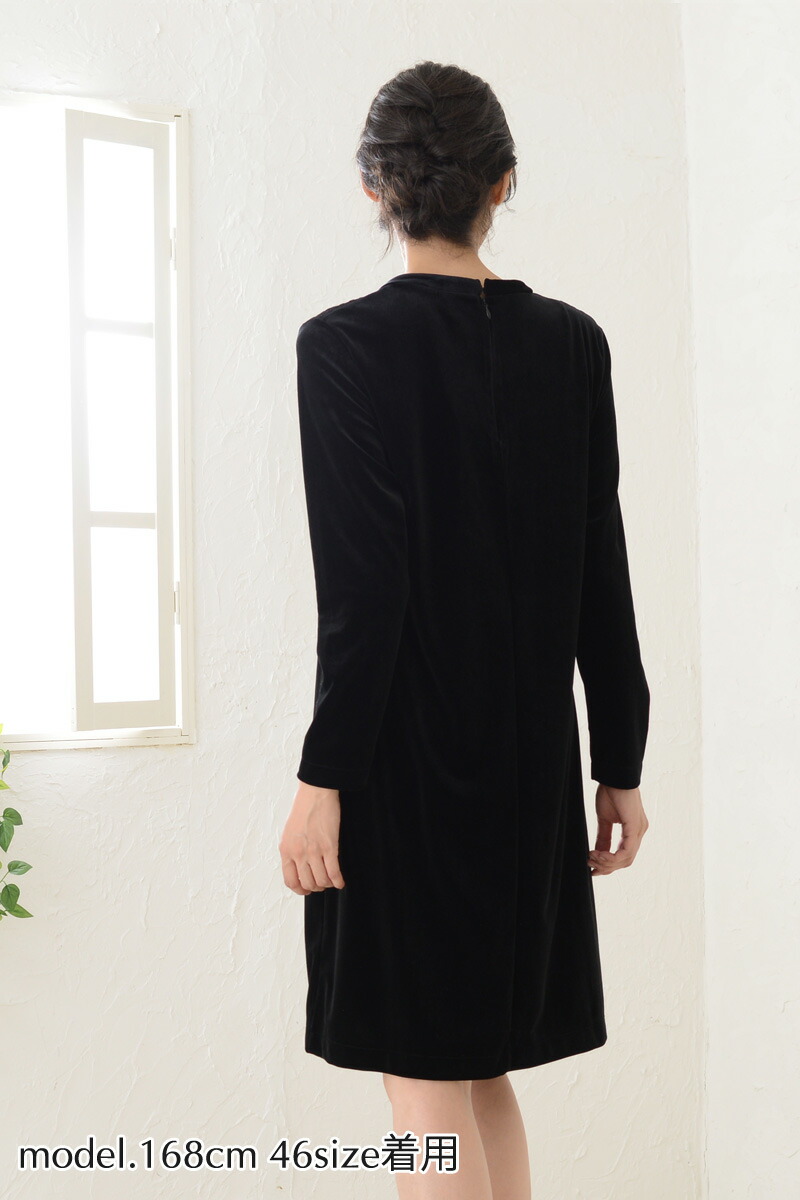 40代 30代 女子会 9号 50代 11号 伸びる 13号 M ドット L 秋服 Xl 透けない アウトレットセール ワンピース ブラック ミディ丈 パーティー ベロア 秋冬 秋服 エレガント ドット クルーネック 後ろファスナー 素材感 暖かい 大きいサイズ 体系カバー ゆったり 大人可愛い