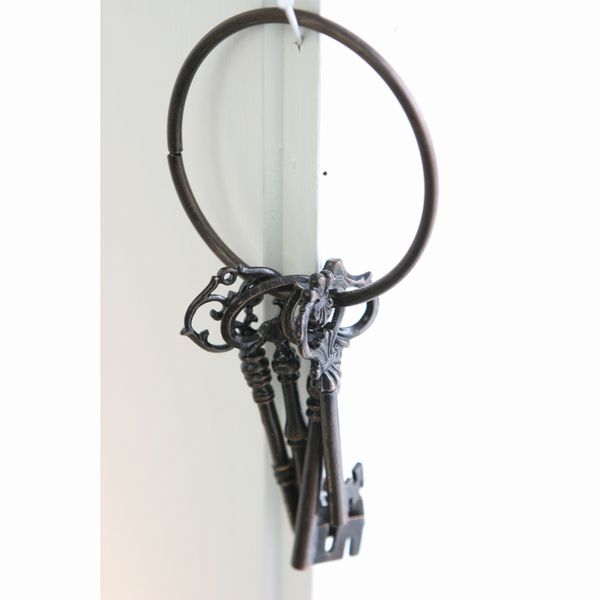 楽天市場】フレンチテイスト アンティーク風 の 鍵 オブジェ (キー4本