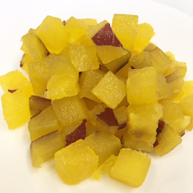 【楽天市場】浅井缶詰 鳴門金時 おさつダイスカット 9.6ミリ皮付き 1kg 【菓子材料・パン材料・さつまいも・鳴門金時・国産・角切り・冷凍