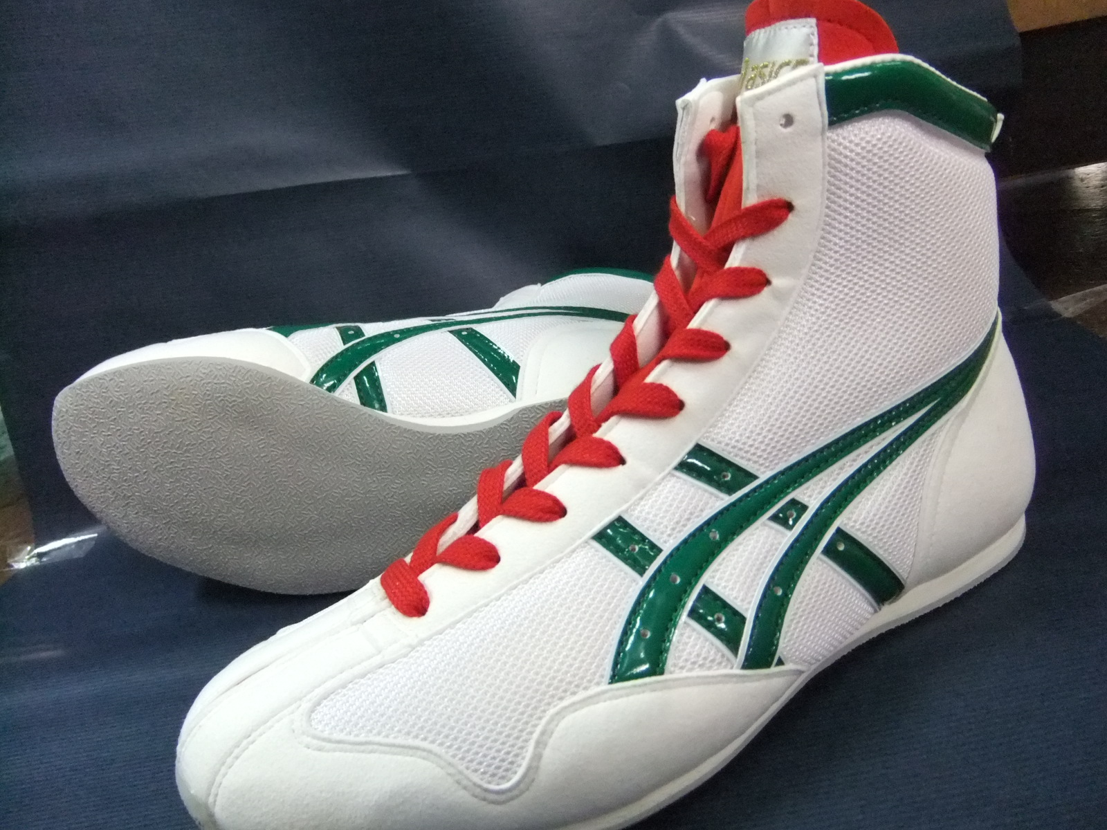 asics high top boxing shoes
